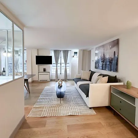 Saint Germain Des Pres Apartment Paris