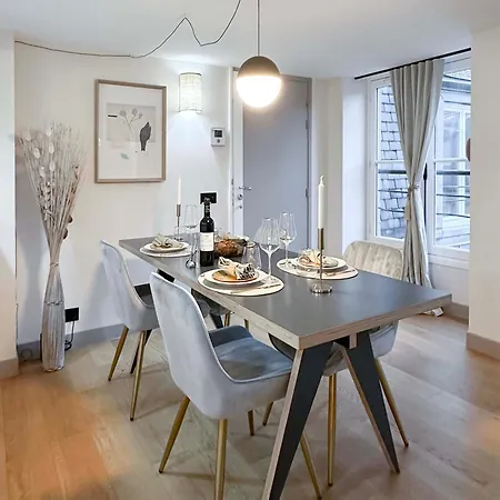 Saint Germain Des Pres Apartment *